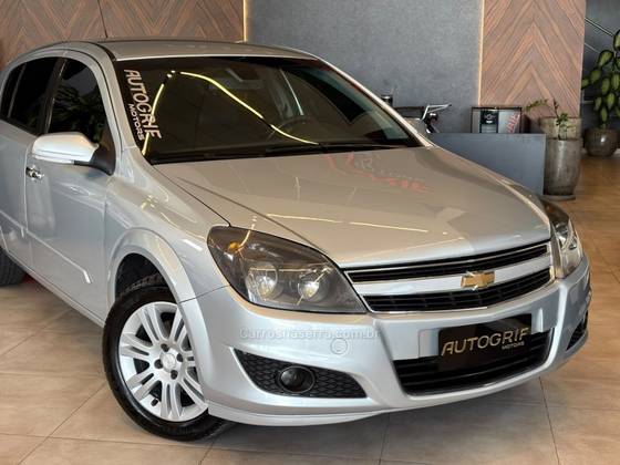 CHEVROLET VECTRA 2.0 SFI GT-X HATCH 8V FLEX 4P MANUAL CHEVROLET VECTRA 2.0 SFI GT-X HATCH 8V FLEX 4P MANUAL